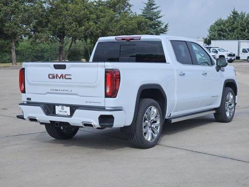 Glacier White Tricoat 2026 GMC Sierra 1500 Denali