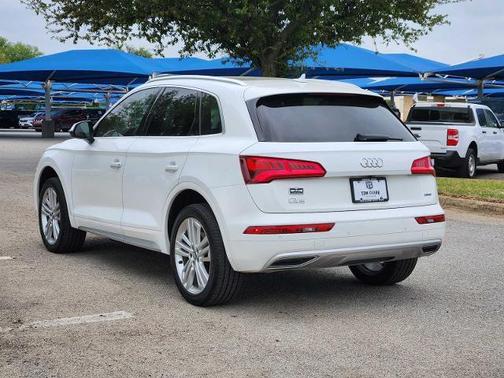 Ibis White 2018 Audi Q5 2.0T Premium Plus