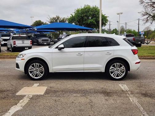 Ibis White 2018 Audi Q5 2.0T Premium Plus