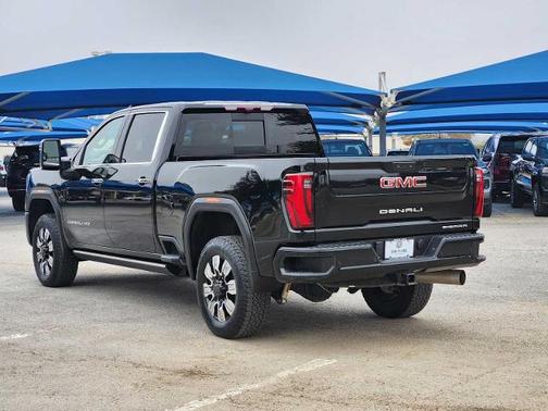 2024 GMC Sierra 2500 Denali