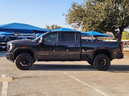 2024 GMC Sierra 2500 AT4