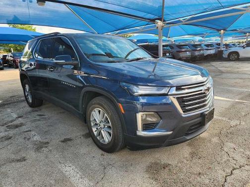 Northsky Blue Metallic 2023 Chevrolet Traverse LT Cloth
