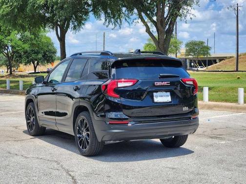 Ebony Twilight Metallic 2023 GMC Terrain SLE