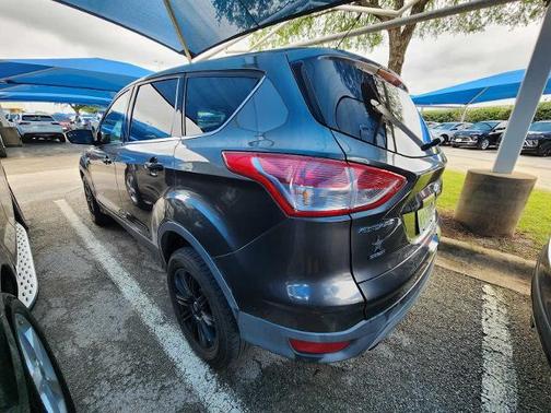 Magnetic Metallic 2015 Ford Escape SE