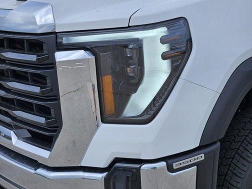 2026 GMC Sierra 3500 Base