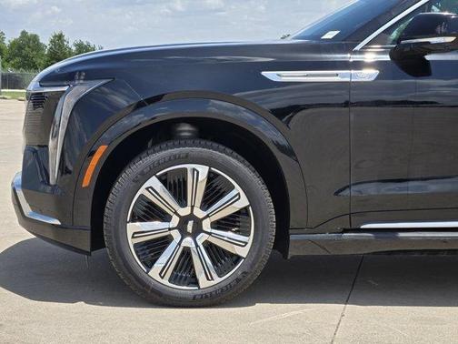 2025 Cadillac Escalade IQ Luxury 1