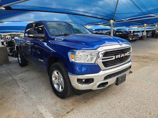 Blue Streak Pearlcoat 2019 RAM 1500 Big Horn