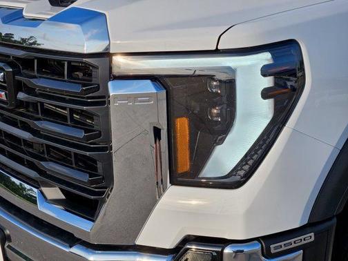 Summit White 2026 GMC Sierra 3500 Base