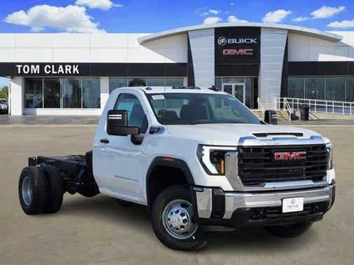 2026 GMC Sierra 3500 Base