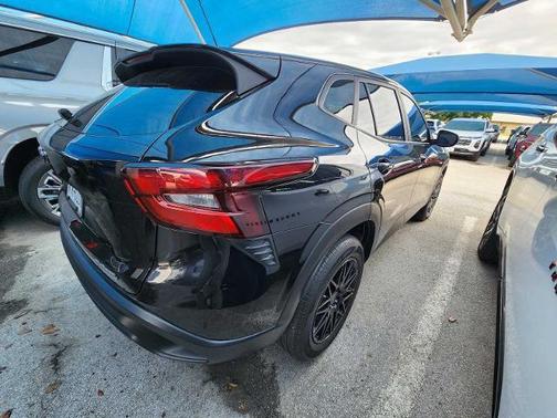 Mosaic Black Metallic 2024 Chevrolet Trax LS