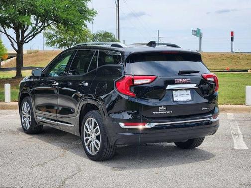 Ebony Twilight Metallic 2024 GMC Terrain Denali
