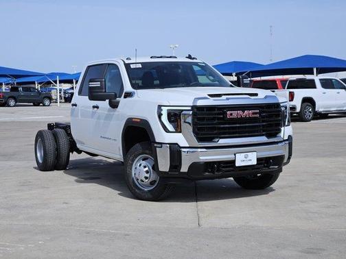2026 GMC Sierra 3500 Base