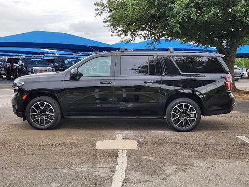 Black 2024 Chevrolet Suburban RST