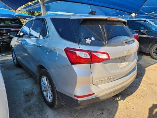 Silver Ice Metallic 2019 Chevrolet Equinox 1LT