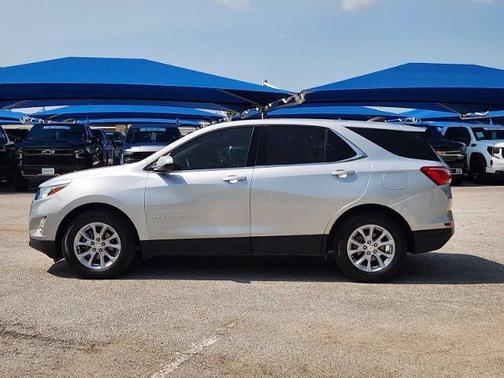 Silver Ice Metallic 2019 Chevrolet Equinox 1LT