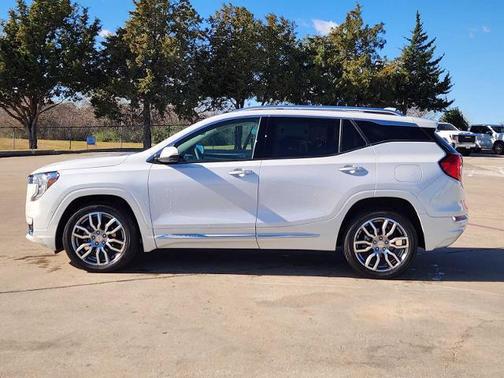 2024 GMC Terrain Denali