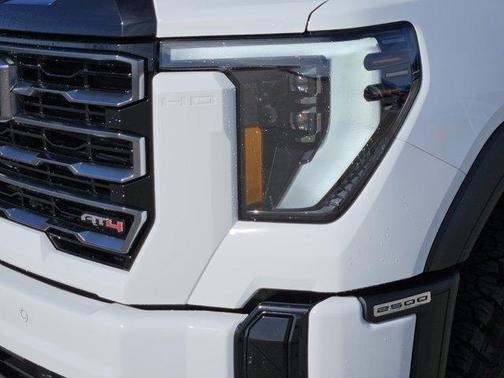 2026 GMC Sierra 2500 AT4