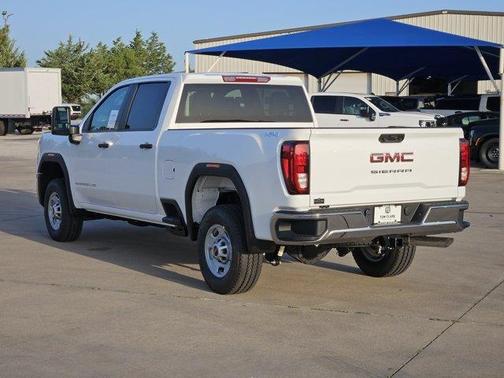 Summit White 2026 GMC Sierra 2500 Pro