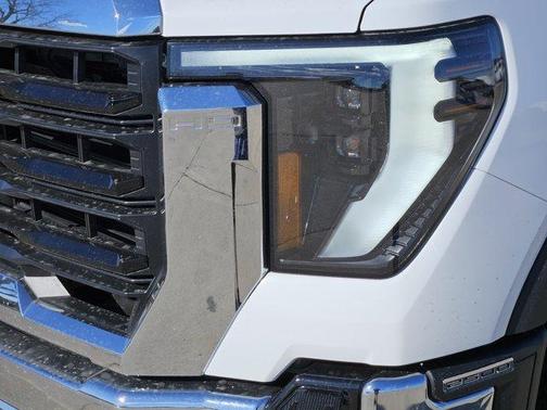 2026 GMC Sierra 2500 Pro