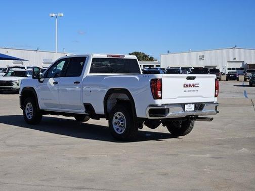 2026 GMC Sierra 2500 Pro