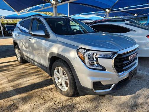 Quicksilver Metallic 2022 GMC Terrain SLE