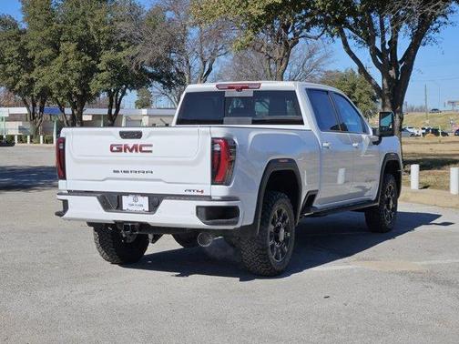 2026 GMC Sierra 2500 AT4