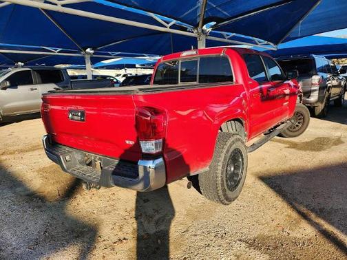 2016 Toyota Tacoma SR5