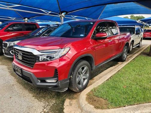 Radiant Red Metallic II 2023 Honda Ridgeline RTL-E