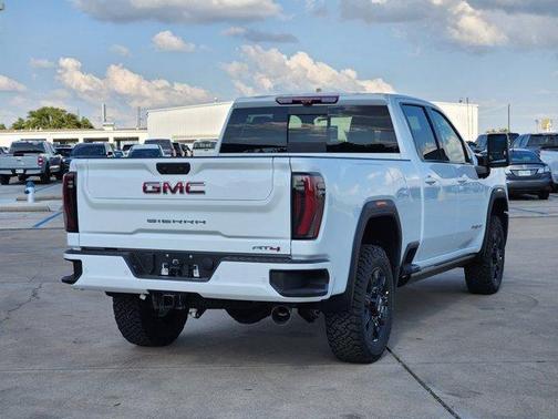 2026 GMC Sierra 2500 AT4