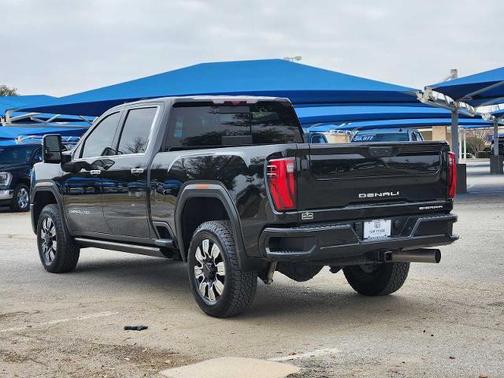 2024 GMC Sierra 2500 Denali