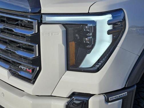 2026 GMC Sierra 2500 AT4