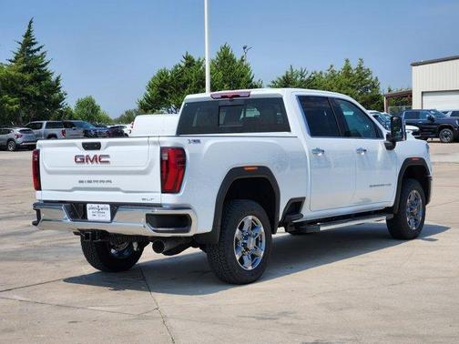 2025 GMC Sierra 2500 SLT