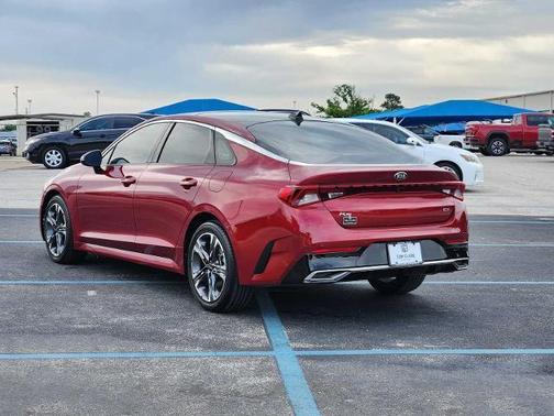 Passion Red 2021 Kia K5 EX