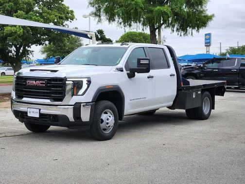 Summit White 2024 GMC Sierra 3500 Base