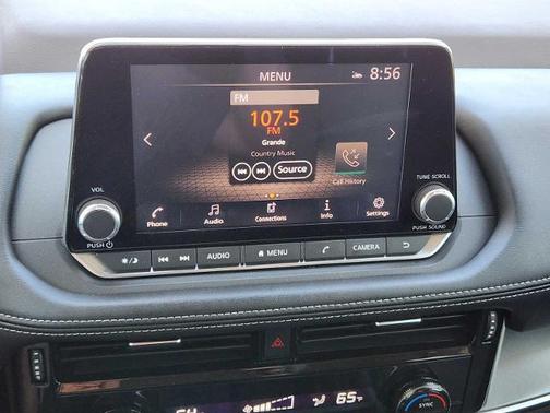 Pearl White Trico 2021 Nissan Rogue SV