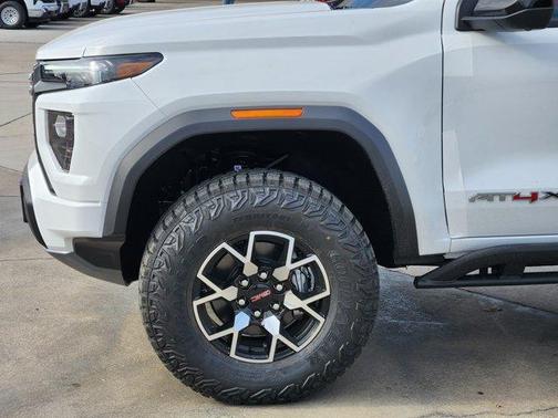 2026 GMC Canyon AT4X