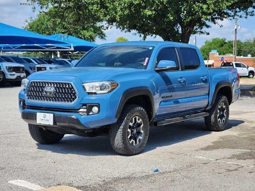 Cavalry Blue 2019 Toyota Tacoma TRD Off Road