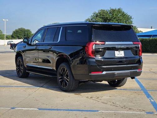 Onyx Black 2026 GMC Yukon XL 2WD Elevation