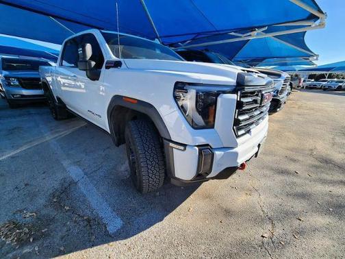 2024 GMC Sierra 2500 AT4