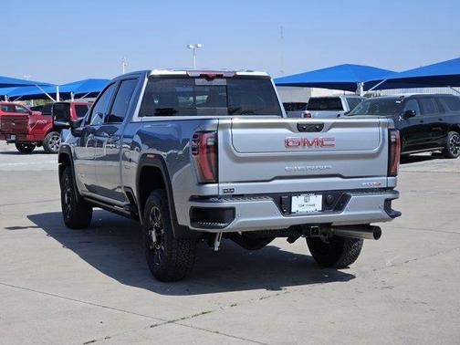 2026 GMC Sierra 2500 AT4