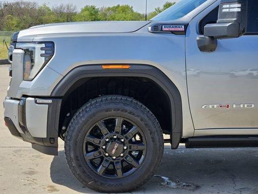 2026 GMC Sierra 2500 AT4