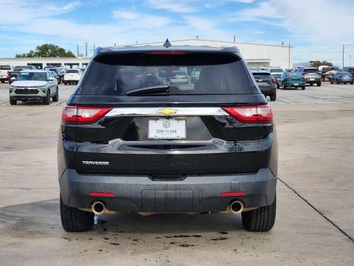 2018 Chevrolet Traverse LS