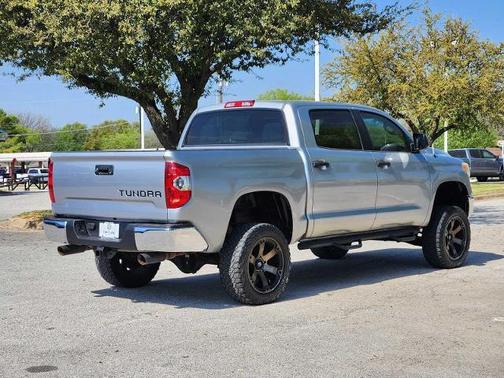 2014 Toyota Tundra SR5