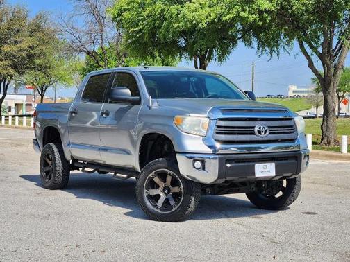 2014 Toyota Tundra SR5