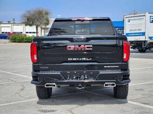 Onyx Black 2025 GMC Sierra 1500 Denali