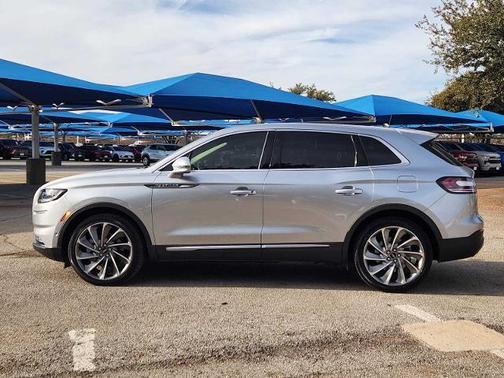 2022 Lincoln Nautilus Reserve