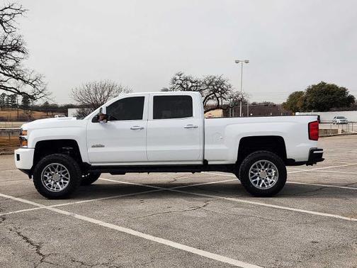 2019 Chevrolet Silverado 2500 High Country