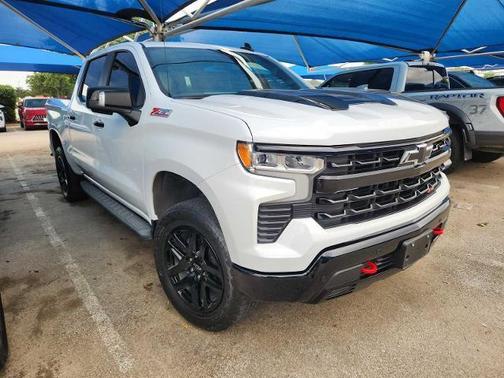 Summit White 2025 Chevrolet Silverado 1500 LT Trail Boss