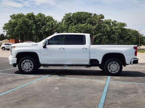 Summit White 2020 Chevrolet Silverado 2500 High Country