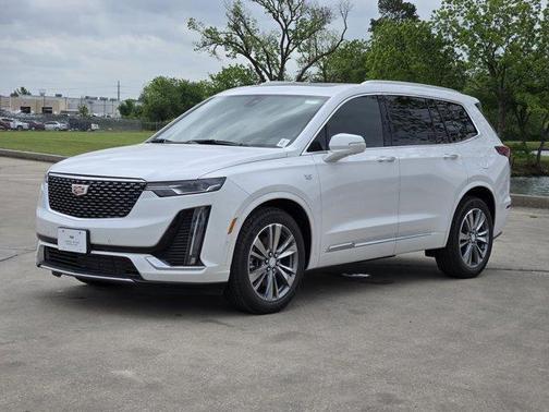 2025 Cadillac XT6 Premium Luxury FWD